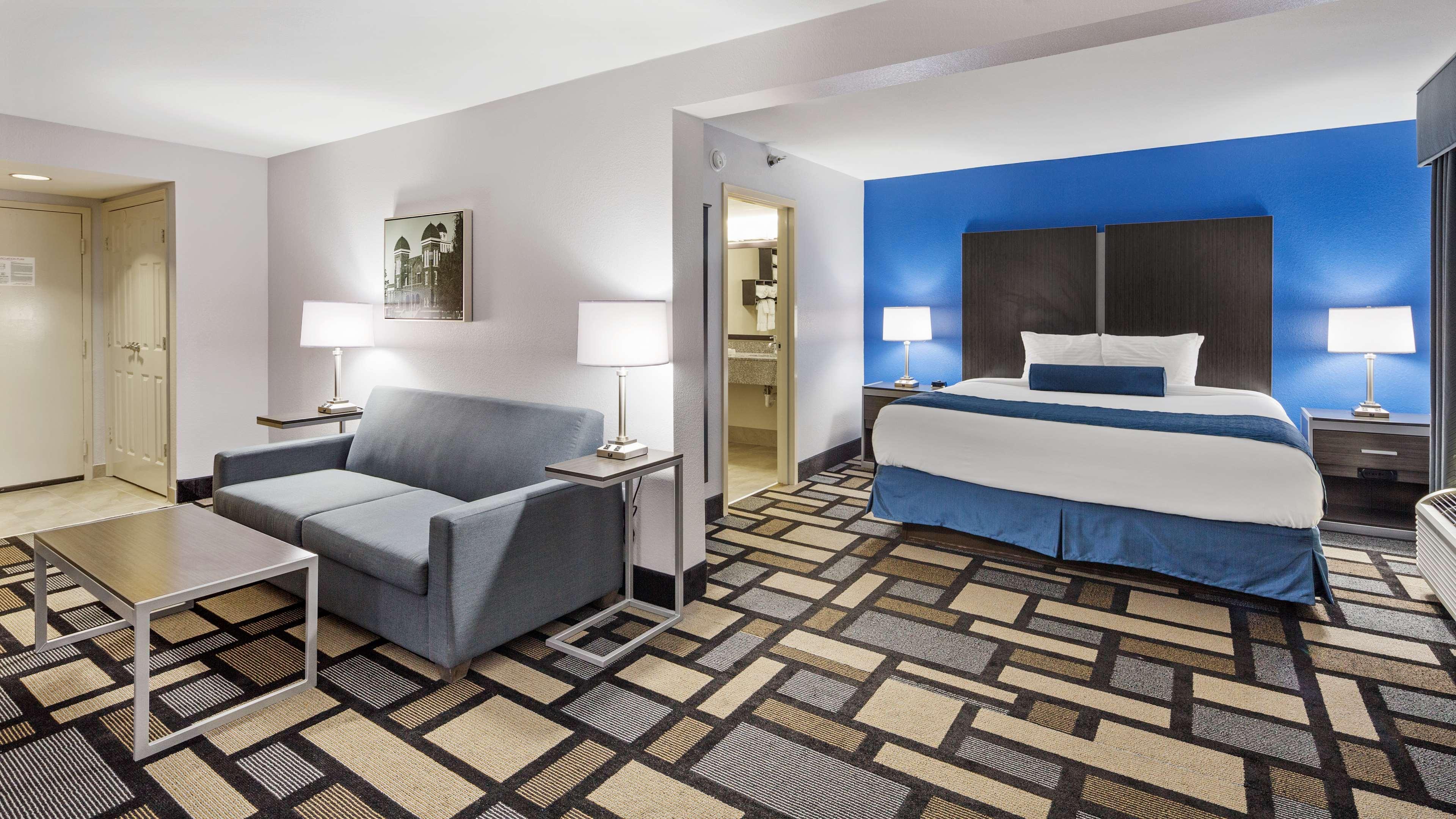 Best Western Plus Birmingham Inn & Suites Exteriör bild